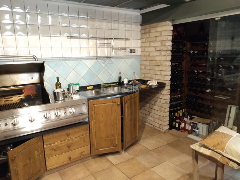 Foto c6254377-a5e2-4f6a-90c0-c12829f49e7a. Duplex with heating parking in Torelló