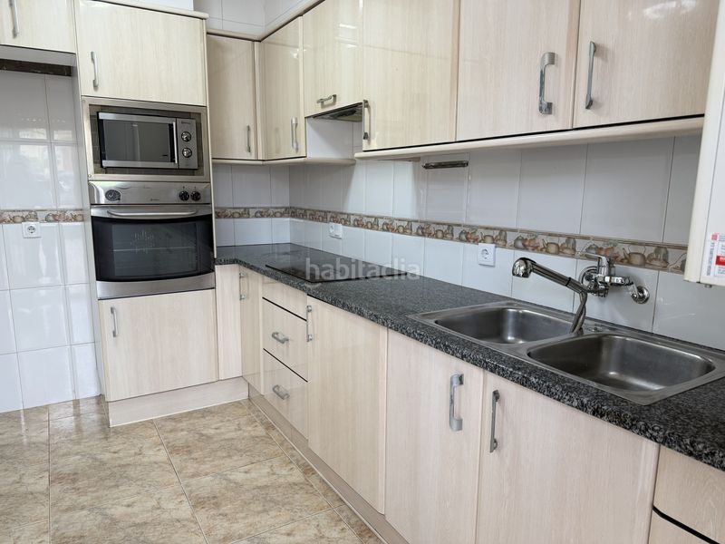 Foto 2aa70b3c-c23d-4114-bf8b-9e73631cdc64. Pis amb calefacció aparcament a Torelló