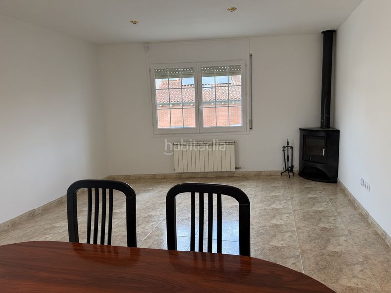 Foto dd54680d-5983-411b-bf98-3a0a366cb025. Pis amb calefacció aparcament a Torelló