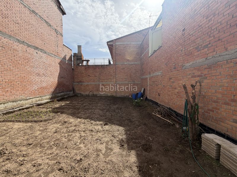 Foto c41978a4-0255-4b3e-b469-7cdd907128e9. Terreny residencial a Torelló