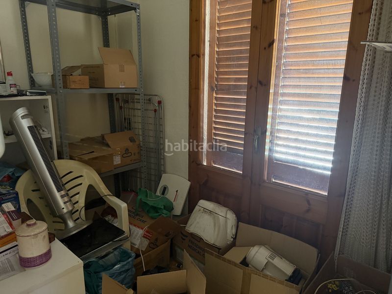 Foto ec421e02-4747-4d66-bc92-f7fa256f06d9. Edifici a Torelló