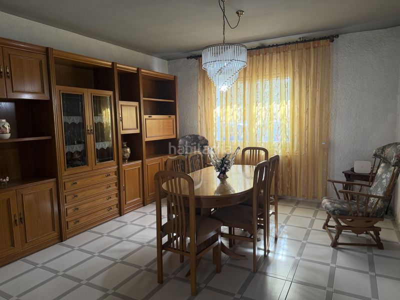 Foto e08f1e12-61e6-4a6e-b2d8-0414a841e069. Casa amb calefacció aparcament a Torelló