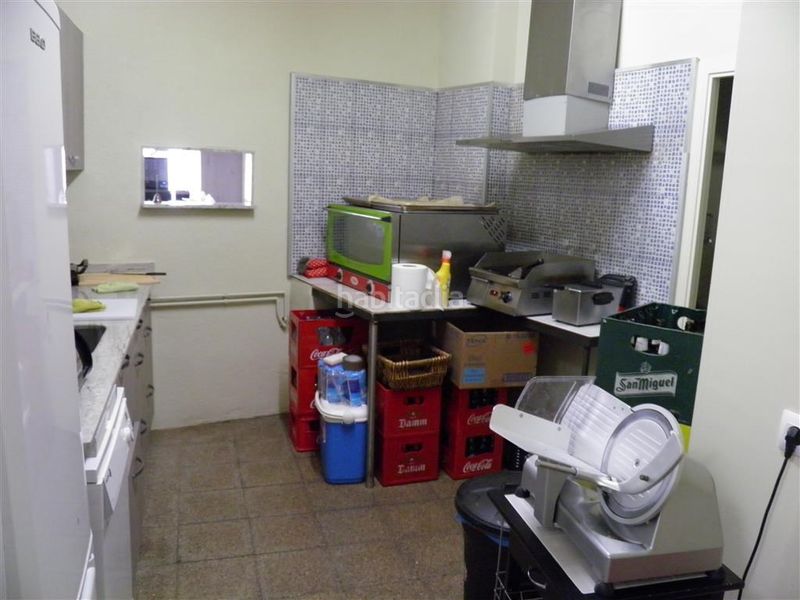 Foto a4de9ac3-d914-497d-a887-69e8875426b0. Traspàs local comercial a Torelló