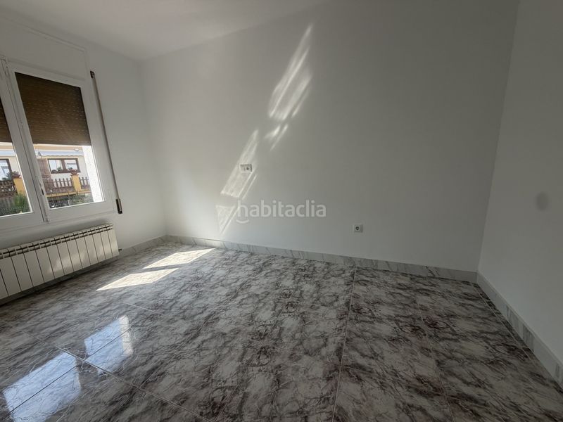 Foto d3ffc7a9-f00b-4d4a-9f2b-5906b86e245d. Casa amb calefacció aparcament a Torelló