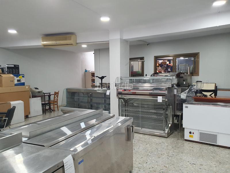 Foto 4645c311-f313-4685-afaa-bcda90c9f0e0. Local comercial en Centre-Estació Gavà