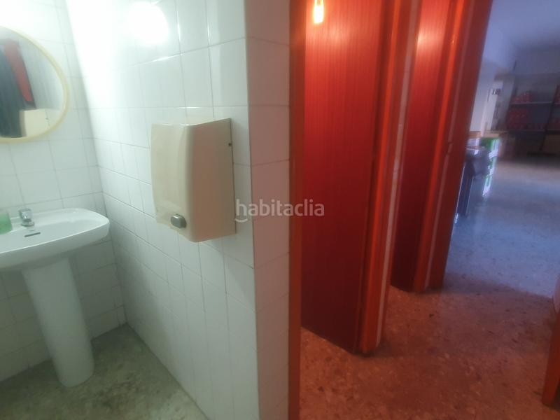 Foto 63e8403d-fc83-45ad-bb48-3bc1375fd23f. Local comercial en Centre-Estació Gavà