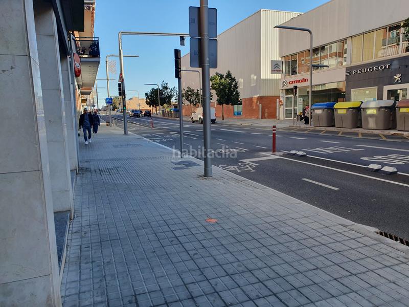 Foto 467022a5-33d7-42ad-90e7-88a1ad341617. Locale commerciale in Centre-Estació Gavà