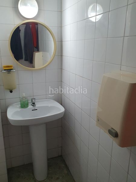 Foto aa7b3721-68b6-421f-addd-2891c69584f3. Local comercial a Centre-Estació Gavà