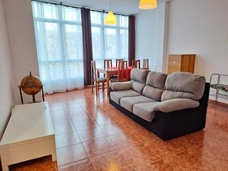 Ático en Centre-Estació. Piso en gava con terraza de 108 m²