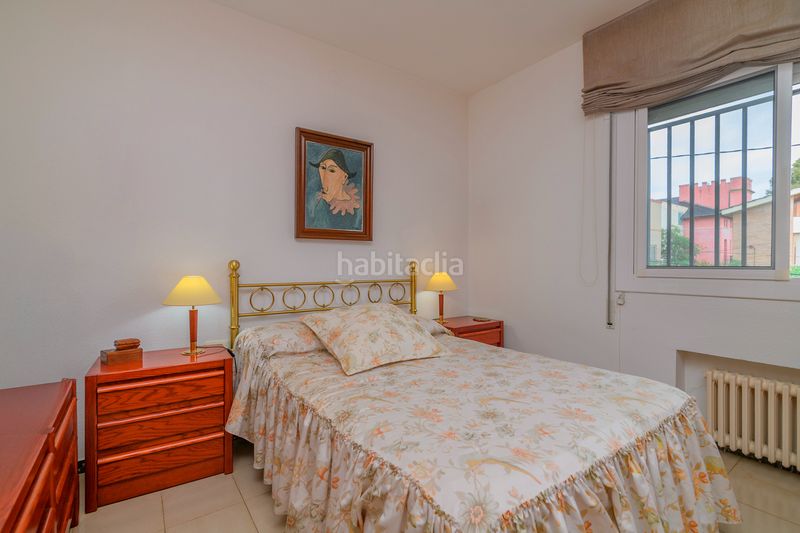 Foto 4dce2c70-deca-44b9-a6cc-911e72abfa91. Casa amb calefacció aparcament a Passeig Maragall Gavà