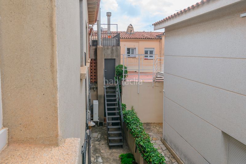 Foto 658e0d13-f55d-4a19-ba82-4579a146c2d2. Casa amb calefacció aparcament a Passeig Maragall Gavà