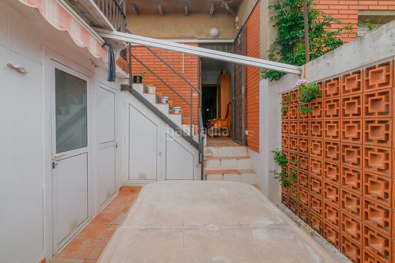 Foto bfb075ee-5b6f-4923-94e2-aa79145ecae9. Casa amb calefacció aparcament a Passeig Maragall Gavà
