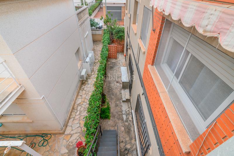 Foto 21af8865-6bc1-4c7f-948c-6010ccd80046. Casa con riscaldamento parcheggio in Passeig Maragall Gavà