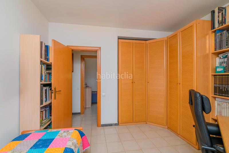 Foto 66f076ab-20a8-43b8-baed-d6c90a45c2ac. Casa con riscaldamento parcheggio in Passeig Maragall Gavà