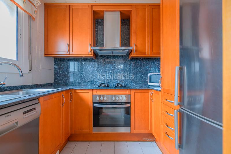 Foto e1b16cbf-0b9f-4a7e-aeb0-ab6a16b126fd. Casa con riscaldamento parcheggio in Passeig Maragall Gavà