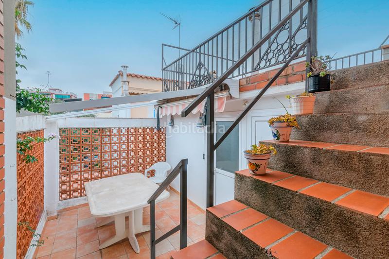 Foto 25a6fe8a-5ad8-4b99-9cb6-f19555294494. House with heating parking in Passeig Maragall Gavà