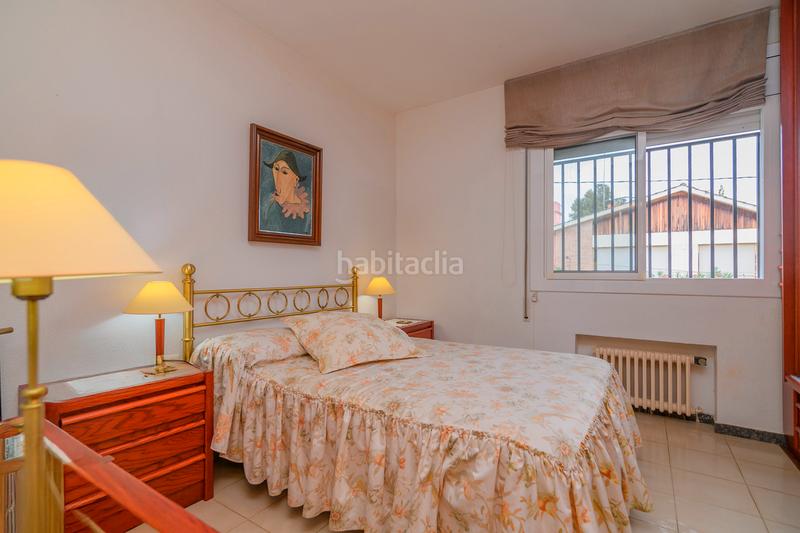 Foto f65e7de5-8dbf-413a-a2b0-edc4a7499df1. House with heating parking in Passeig Maragall Gavà