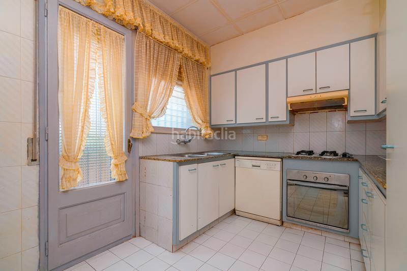 Foto 60e041f1-ef09-4e7c-bbe2-f042a44f3b82. Maison avec chauffage parking dans Passeig Maragall Gavà