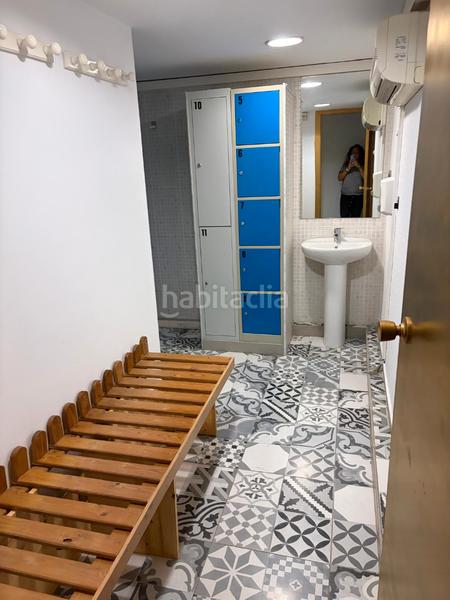 Foto 67486a06-dcf7-4a53-80fb-301d38f04f3c. Alquiler local comercial se alquila local comercial en zona eramprunya – en Gavà