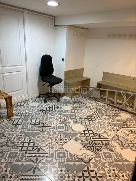 Foto c6f8f358-b8de-4eb9-b43d-b04361d3ac07. Alquiler local comercial se alquila local comercial en zona eramprunya – en Gavà