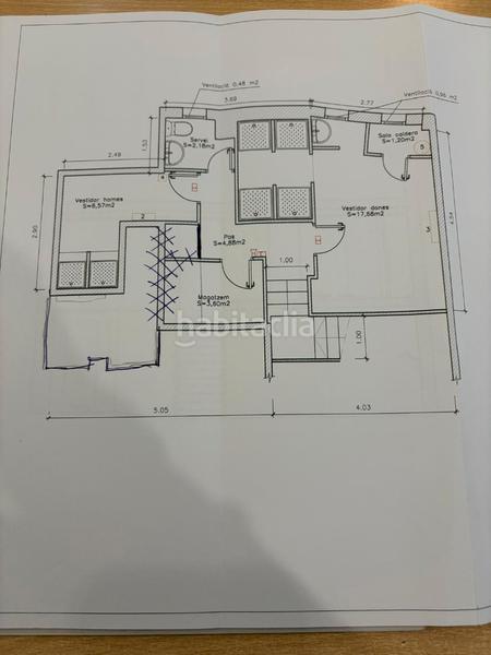 Foto ee6b282a-10c0-403c-961d-31bb84117beb. Alquiler local comercial se alquila local comercial en zona eramprunya – en Gavà