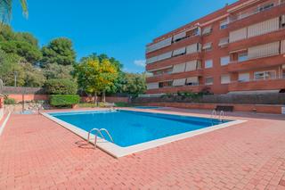 Appartement à Torrent Ballester. Piso con piscina y zona comunitaria