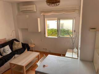 Pis a Lluminetes. Apartamento en playa de castelldefels