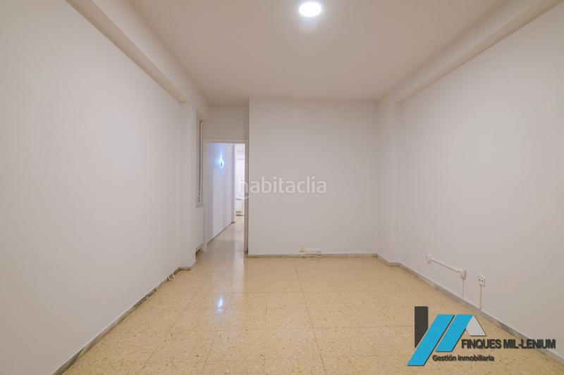Foto 30ee0d6e-270f-426a-ba9d-c0ef88d1a337. Etagenwohnung mit heizung in Sant Ramon - Maternitat Barcelona