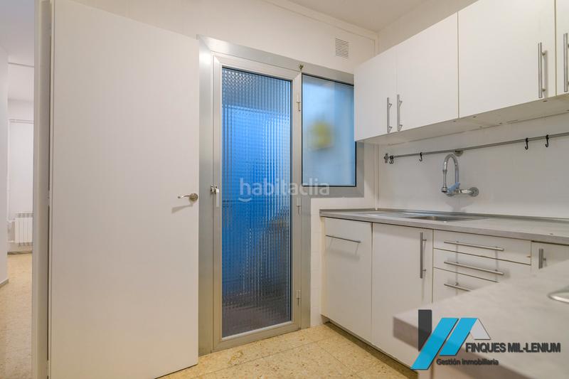 Foto 599e80d0-5daf-40b4-8d3a-0b4f1264d966. Etagenwohnung mit heizung in Sant Ramon - Maternitat Barcelona