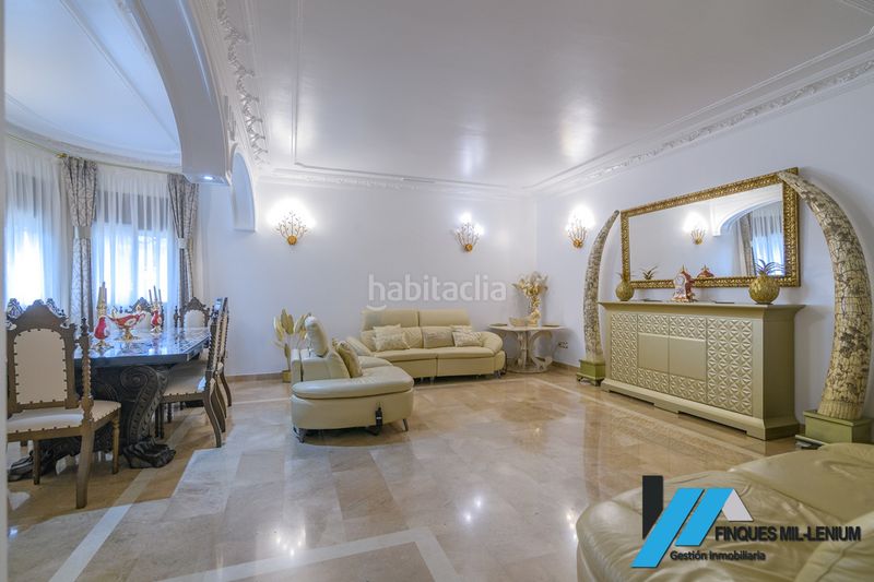 Foto 380ce54c-7ad7-4171-bc93-b958e1569f32. Casa amb calefacció aparcament a Passeig Maragall Gavà