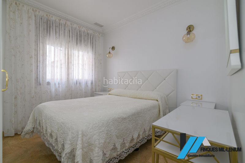 Foto 74ae4f4f-9cef-41ab-9c8a-11c3e59f182d. Casa amb calefacció aparcament a Passeig Maragall Gavà