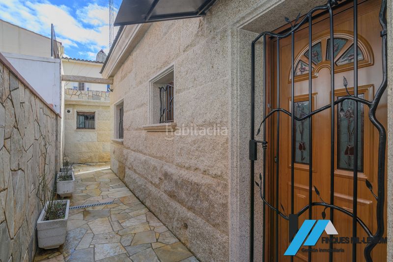 Foto bc8962d8-39a6-477d-a196-d459ceed0b98. Casa amb calefacció aparcament a Passeig Maragall Gavà