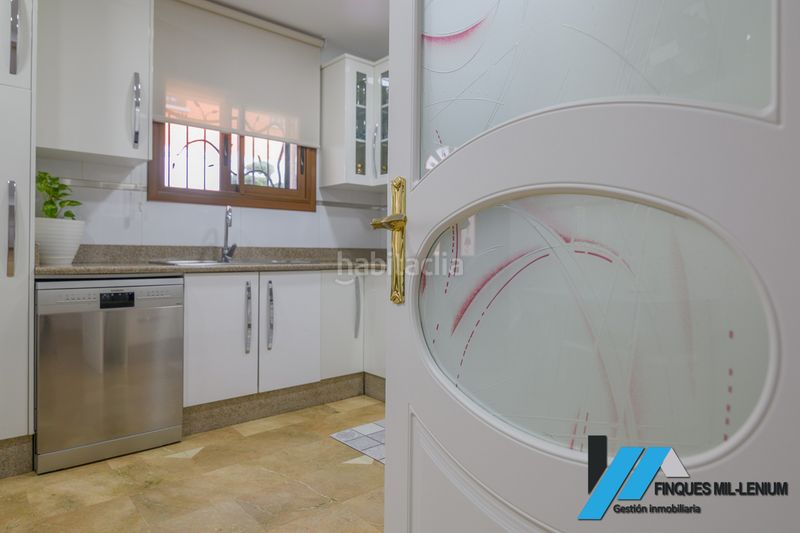 Foto bc9f2648-3a15-4168-b5d2-2029a03c43f5. Casa amb calefacció aparcament a Passeig Maragall Gavà