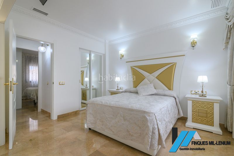 Foto cafaec0c-fa2e-429e-8ec5-d8dd0448c5ce. Casa amb calefacció aparcament a Passeig Maragall Gavà