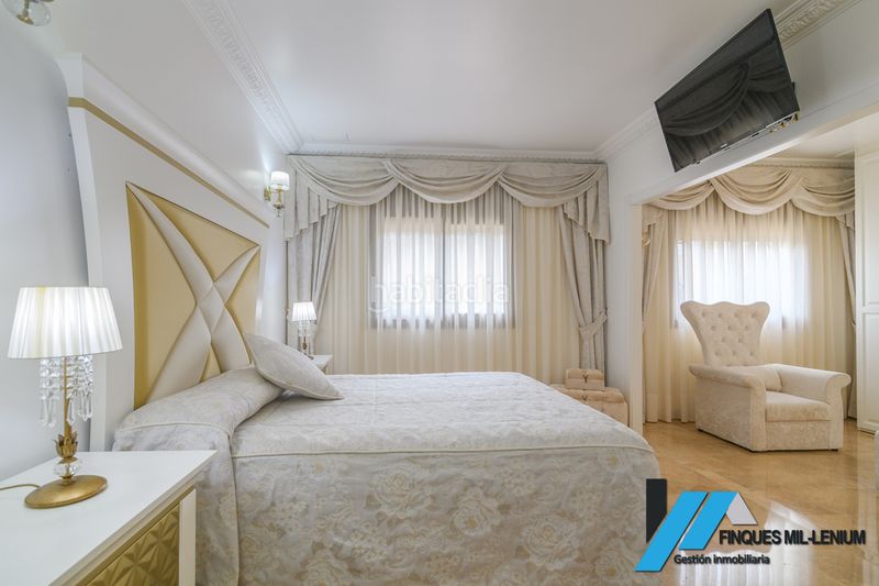 Foto d164b684-31a2-4df7-a478-0b7dcf2c6d5b. Casa amb calefacció aparcament a Passeig Maragall Gavà