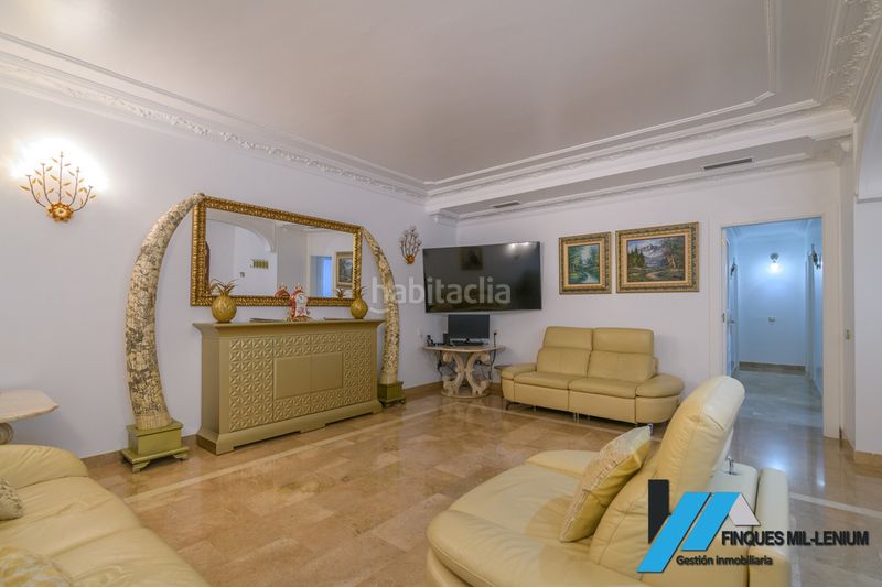 Foto d9e2e169-30b8-40dd-acab-f788c4e80c28. Casa amb calefacció aparcament a Passeig Maragall Gavà