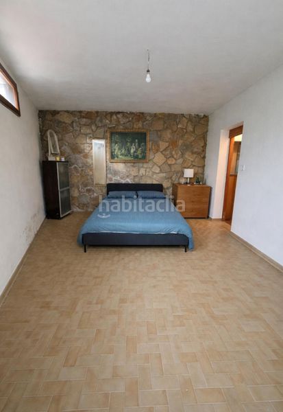 Foto 020bde4a-d027-4c49-b35c-bb676cf8a000. Casa amb aparcament a Corbera de Llobregat