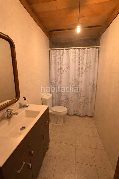 Foto 581b8e1f-3c99-4122-a24b-5dc220de4e26. Casa amb aparcament a Corbera de Llobregat