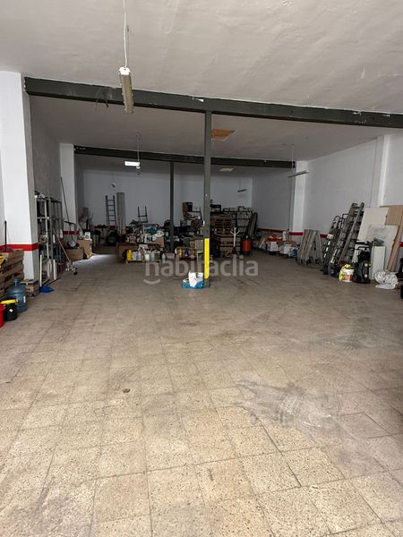 Foto 944c1d98-fd7e-40cd-97ea-5aaaeeed693a. Local comercial a Centre-Estació Gavà