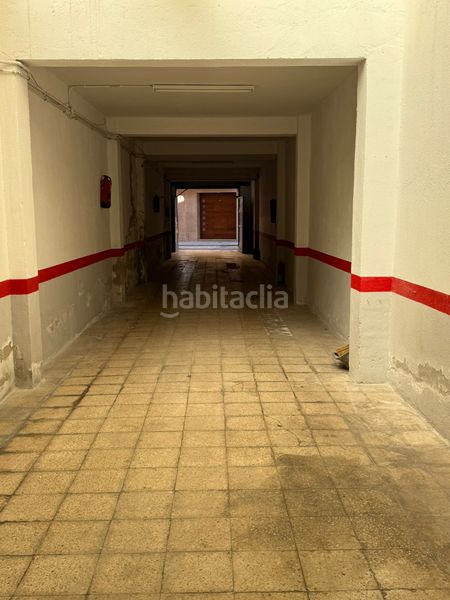 Foto d2aac2c7-42ca-4791-9e44-c2876bf59dd7. Local comercial a Centre-Estació Gavà