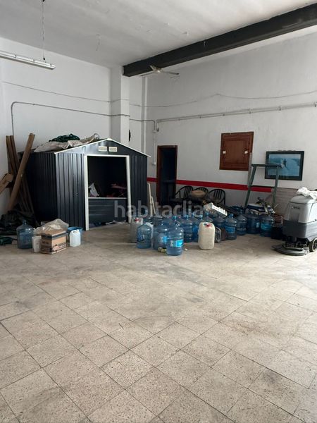 Foto d7678037-b0ba-48f6-abfd-5e441286790c. Local comercial a Centre-Estació Gavà