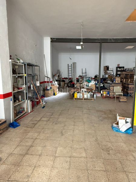 Foto edde6c37-1534-4c65-9834-ae378ec9848c. Local comercial a Centre-Estació Gavà