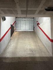 Posto auto in Centre-Estació. Plaza de parking en centro de gava