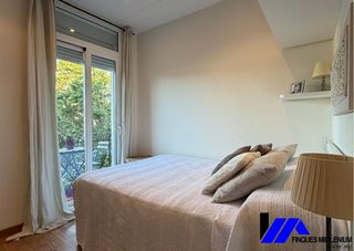 Pis a Fort Pienc. Piso centrico en barcelona con 2 balcones