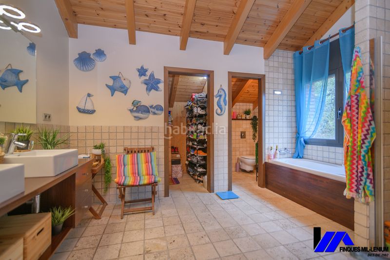 Foto 85a6a335-210f-418f-ab06-1b9b52f114e2. Casa amb calefacció aparcament piscina a Begues