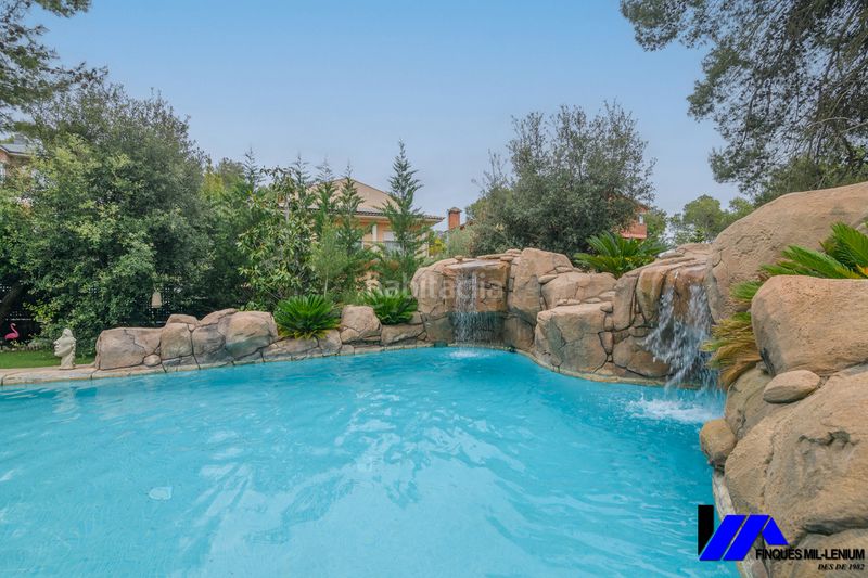 Foto 9198f357-0c56-4b86-b2fb-3a1725893d6e. Casa amb calefacció aparcament piscina a Begues