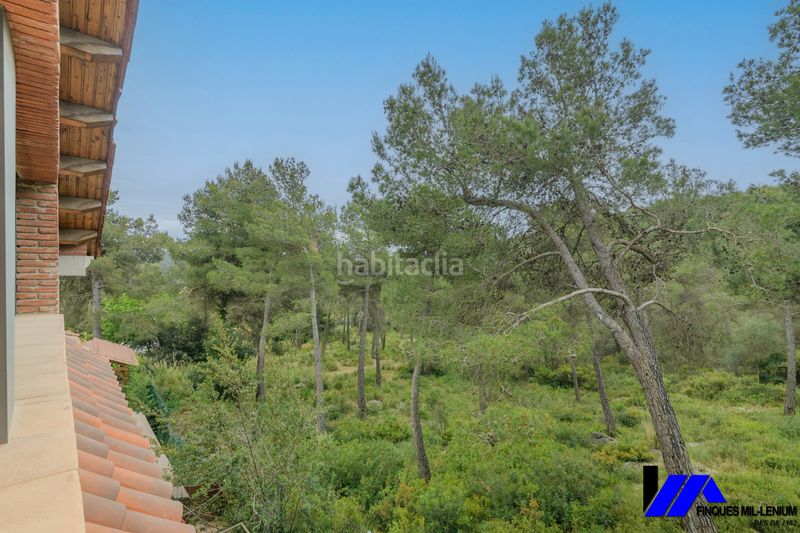 Foto c6f5f42f-0c0b-47e9-b195-8467e05f4991. Casa amb calefacció aparcament piscina a Begues