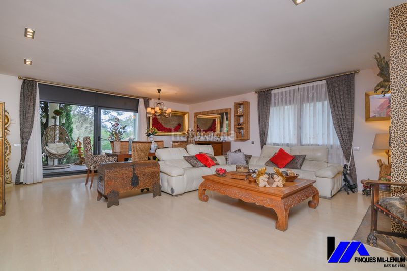 Foto cf053b30-a5a1-46c9-a2c9-911e084f3cf5. Casa amb calefacció aparcament piscina a Begues