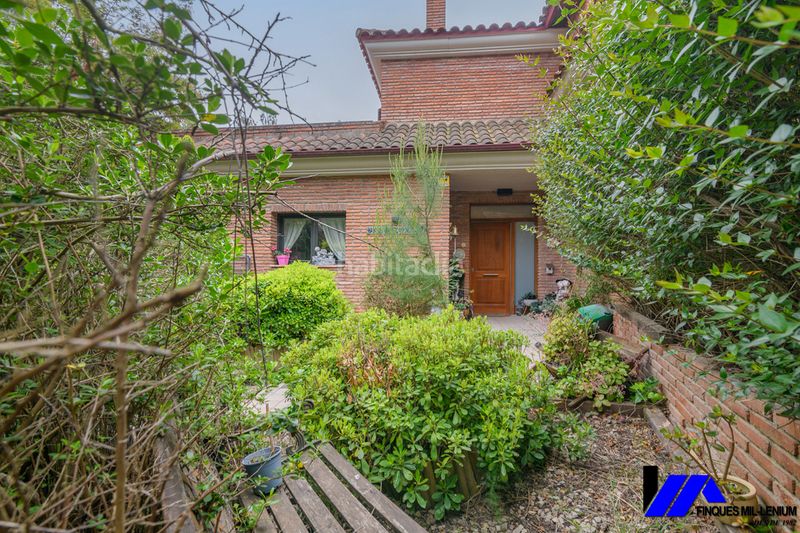 Foto e78569e9-28f5-4b07-a1e9-7db5208a0d86. Casa amb calefacció aparcament piscina a Begues