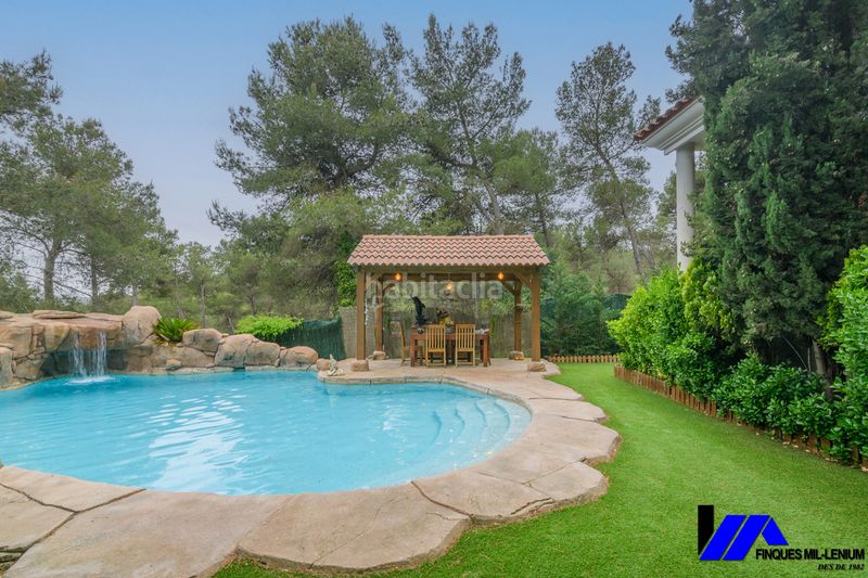 Foto edb88828-4a7c-4e34-be2c-87405d9cacf9. Casa amb calefacció aparcament piscina a Begues